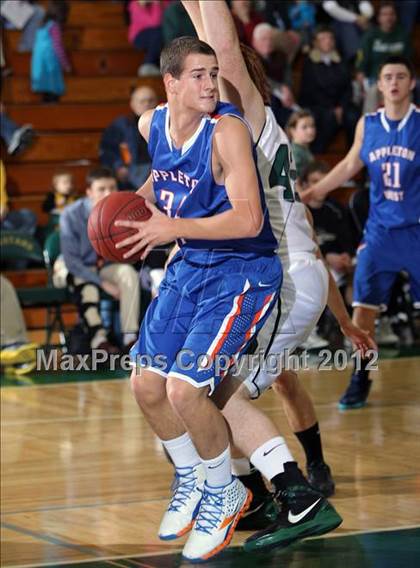 Thumbnail 1 in Appleton West @ Oshkosh North photogallery.