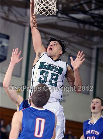 Thumbnail 2 in Appleton West @ Oshkosh North photogallery.