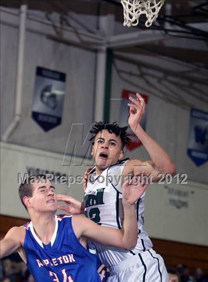 Thumbnail 2 in Appleton West @ Oshkosh North photogallery.