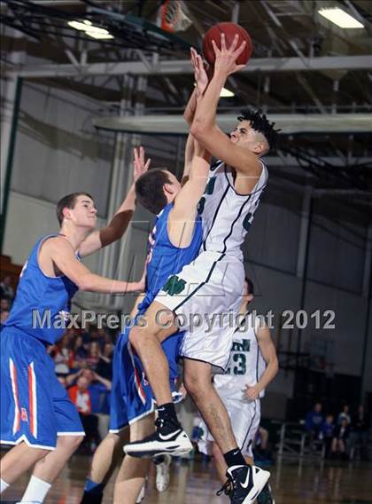 Thumbnail 1 in Appleton West @ Oshkosh North photogallery.