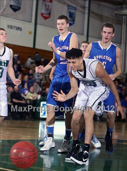 Thumbnail 2 in Appleton West @ Oshkosh North photogallery.