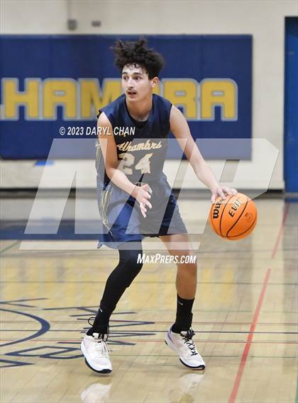 Thumbnail 3 in San Marino vs Alhambra  (San Gabriel Winter Classics Tournament) photogallery.