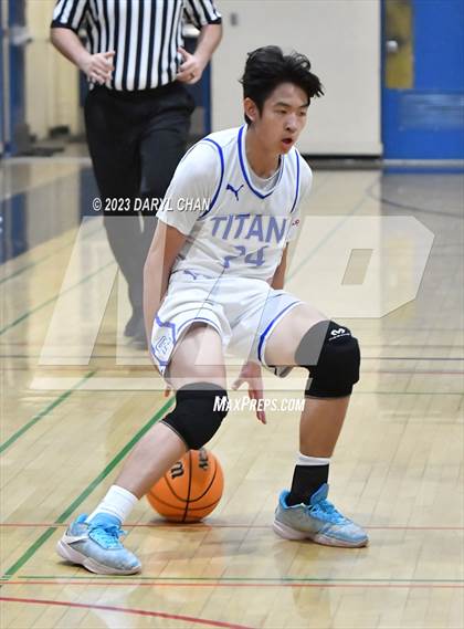 Thumbnail 2 in San Marino vs Alhambra  (San Gabriel Winter Classics Tournament) photogallery.