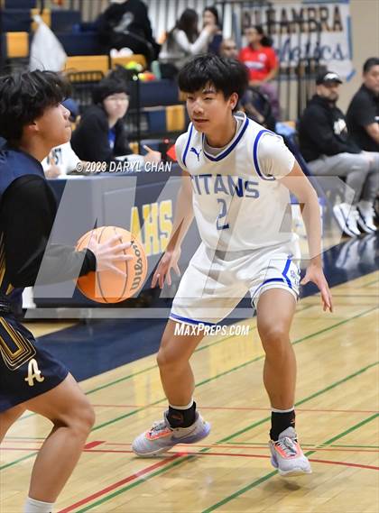 Thumbnail 3 in San Marino vs Alhambra  (San Gabriel Winter Classics Tournament) photogallery.