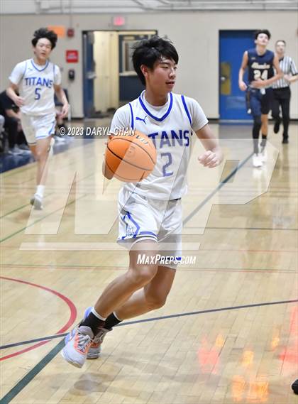 Thumbnail 2 in San Marino vs Alhambra  (San Gabriel Winter Classics Tournament) photogallery.