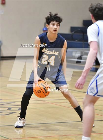 Thumbnail 3 in San Marino vs Alhambra  (San Gabriel Winter Classics Tournament) photogallery.