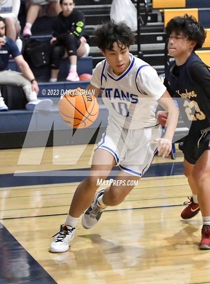 Thumbnail 3 in San Marino vs Alhambra  (San Gabriel Winter Classics Tournament) photogallery.