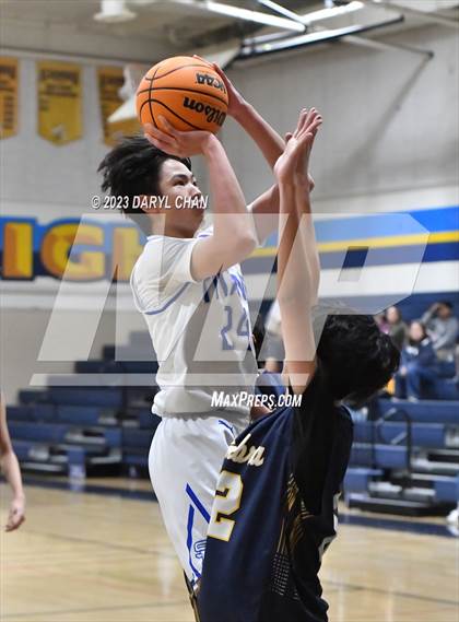 Thumbnail 3 in San Marino vs Alhambra  (San Gabriel Winter Classics Tournament) photogallery.