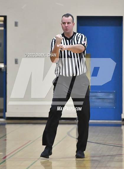 Thumbnail 1 in San Marino vs Alhambra  (San Gabriel Winter Classics Tournament) photogallery.