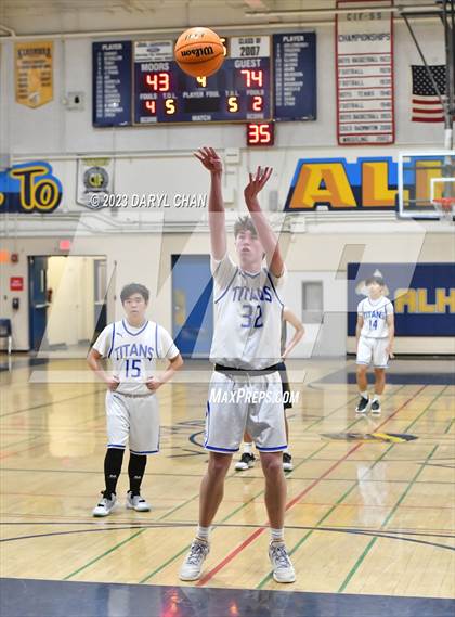 Thumbnail 2 in San Marino vs Alhambra  (San Gabriel Winter Classics Tournament) photogallery.