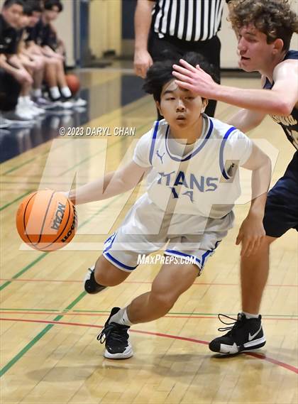 Thumbnail 3 in San Marino vs Alhambra  (San Gabriel Winter Classics Tournament) photogallery.