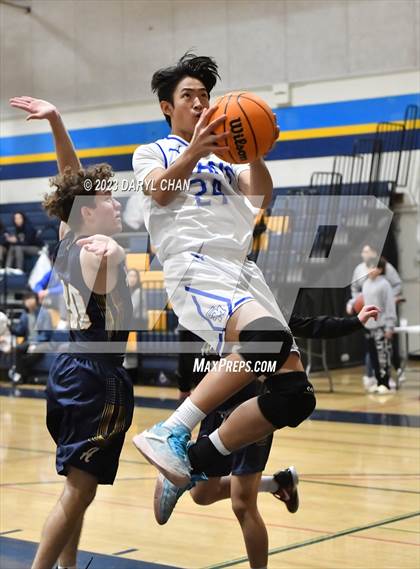 Thumbnail 1 in San Marino vs Alhambra  (San Gabriel Winter Classics Tournament) photogallery.