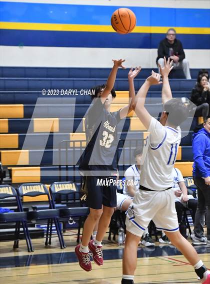 Thumbnail 1 in San Marino vs Alhambra  (San Gabriel Winter Classics Tournament) photogallery.