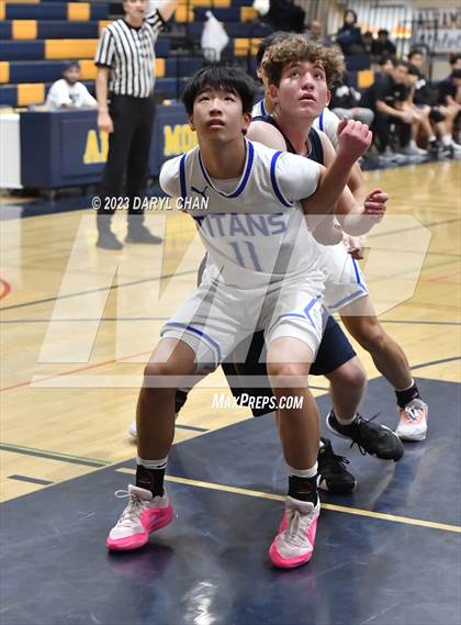 Thumbnail 3 in San Marino vs Alhambra  (San Gabriel Winter Classics Tournament) photogallery.
