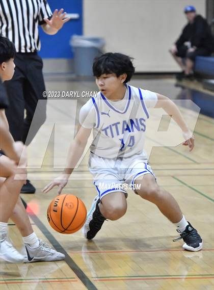 Thumbnail 1 in San Marino vs Alhambra  (San Gabriel Winter Classics Tournament) photogallery.