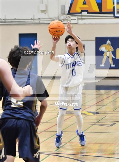 Thumbnail 3 in San Marino vs Alhambra  (San Gabriel Winter Classics Tournament) photogallery.