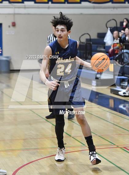 Thumbnail 3 in San Marino vs Alhambra  (San Gabriel Winter Classics Tournament) photogallery.