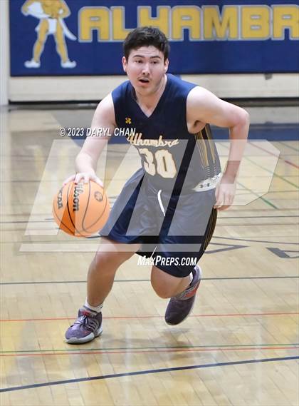 Thumbnail 3 in San Marino vs Alhambra  (San Gabriel Winter Classics Tournament) photogallery.