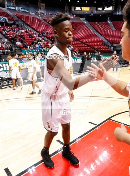 Thumbnail 1 in El Camino vs. Santa Fe Christian (CIF SDS D1 Final) photogallery.