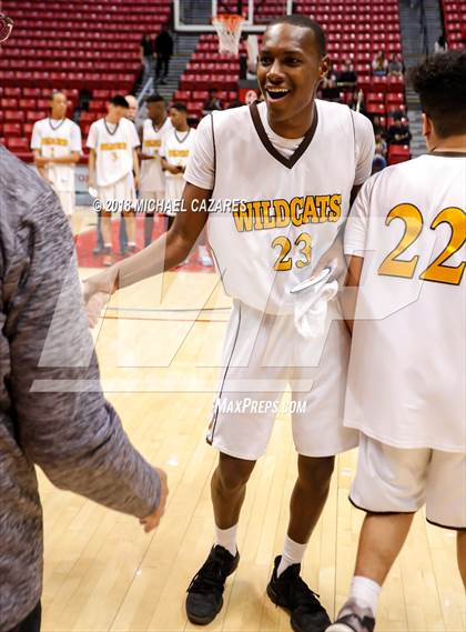Thumbnail 3 in El Camino vs. Santa Fe Christian (CIF SDS D1 Final) photogallery.