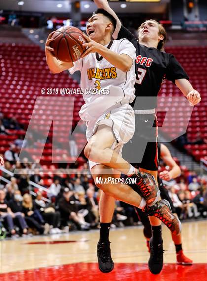 Thumbnail 3 in El Camino vs. Santa Fe Christian (CIF SDS D1 Final) photogallery.