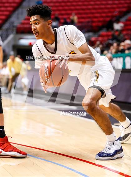 Thumbnail 1 in El Camino vs. Santa Fe Christian (CIF SDS D1 Final) photogallery.