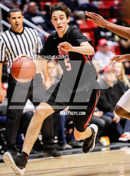 Thumbnail 2 in El Camino vs. Santa Fe Christian (CIF SDS D1 Final) photogallery.