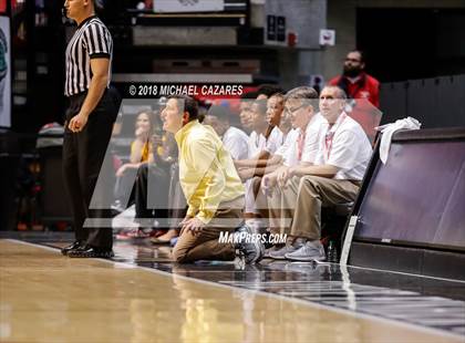 Thumbnail 3 in El Camino vs. Santa Fe Christian (CIF SDS D1 Final) photogallery.