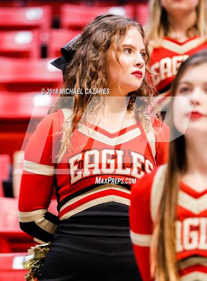 Thumbnail 2 in El Camino vs. Santa Fe Christian (CIF SDS D1 Final) photogallery.