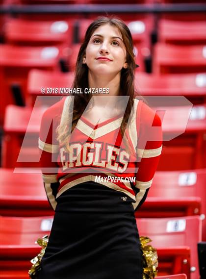 Thumbnail 2 in El Camino vs. Santa Fe Christian (CIF SDS D1 Final) photogallery.