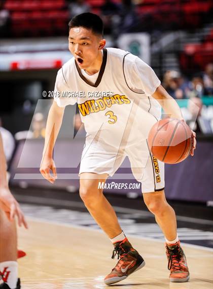 Thumbnail 2 in El Camino vs. Santa Fe Christian (CIF SDS D1 Final) photogallery.