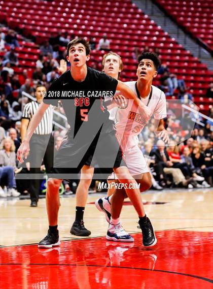 Thumbnail 2 in El Camino vs. Santa Fe Christian (CIF SDS D1 Final) photogallery.