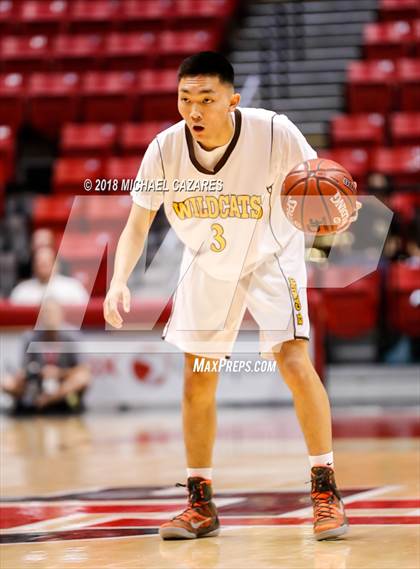 Thumbnail 2 in El Camino vs. Santa Fe Christian (CIF SDS D1 Final) photogallery.