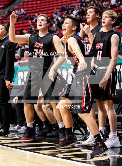 Thumbnail 1 in El Camino vs. Santa Fe Christian (CIF SDS D1 Final) photogallery.