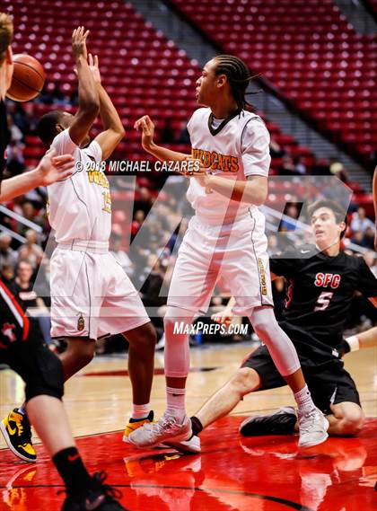 Thumbnail 1 in El Camino vs. Santa Fe Christian (CIF SDS D1 Final) photogallery.