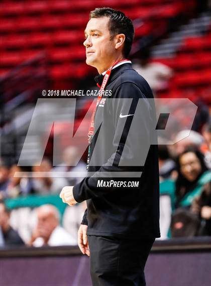 Thumbnail 1 in El Camino vs. Santa Fe Christian (CIF SDS D1 Final) photogallery.