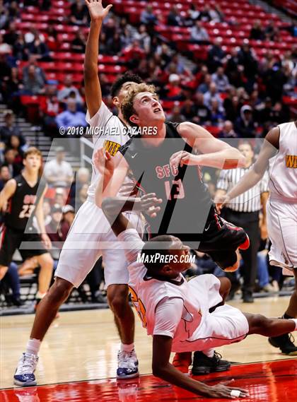 Thumbnail 3 in El Camino vs. Santa Fe Christian (CIF SDS D1 Final) photogallery.