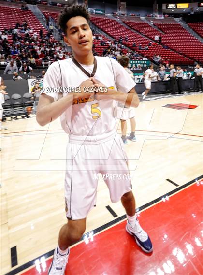Thumbnail 1 in El Camino vs. Santa Fe Christian (CIF SDS D1 Final) photogallery.