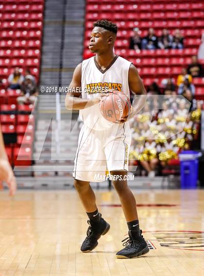 Thumbnail 1 in El Camino vs. Santa Fe Christian (CIF SDS D1 Final) photogallery.