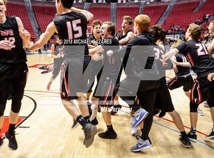 Thumbnail 2 in El Camino vs. Santa Fe Christian (CIF SDS D1 Final) photogallery.