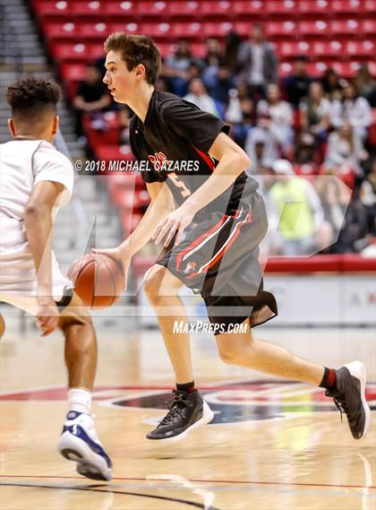 Thumbnail 1 in El Camino vs. Santa Fe Christian (CIF SDS D1 Final) photogallery.