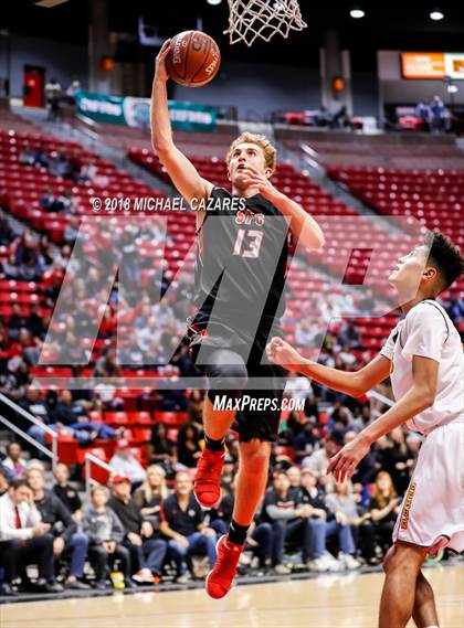 Thumbnail 1 in El Camino vs. Santa Fe Christian (CIF SDS D1 Final) photogallery.