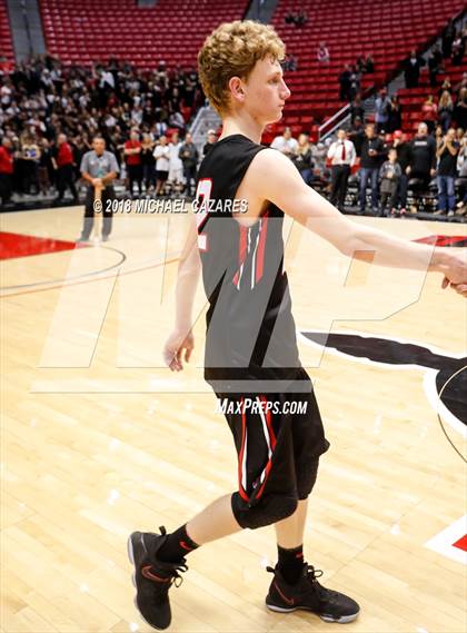 Thumbnail 3 in El Camino vs. Santa Fe Christian (CIF SDS D1 Final) photogallery.
