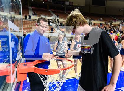 Thumbnail 1 in Perry vs Sunnyslope (AIA Open Final Awards) photogallery.