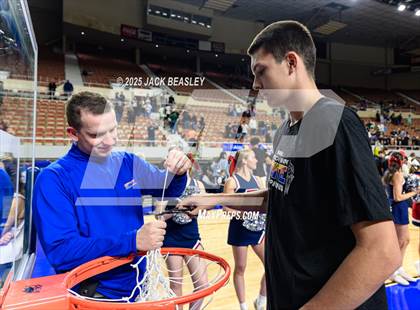 Thumbnail 2 in Perry vs Sunnyslope (AIA Open Final Awards) photogallery.