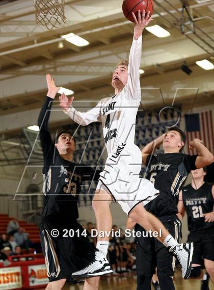 Thumbnail 2 in Archbishop Mitty vs. St. Francis (Father Barry Christmas Classic) photogallery.