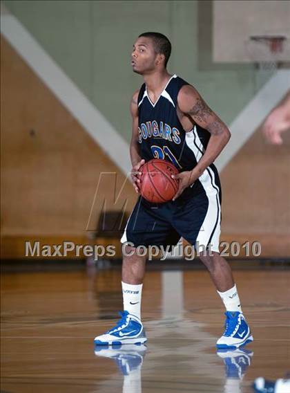 Thumbnail 2 in Campbell Hall vs. Newark Memorial (California Classic) photogallery.