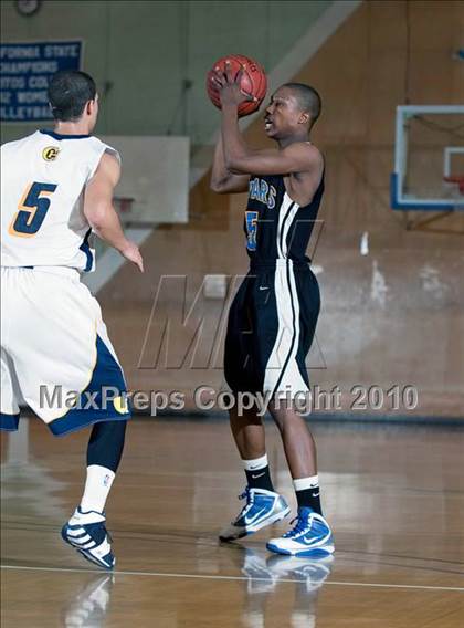 Thumbnail 1 in Campbell Hall vs. Newark Memorial (California Classic) photogallery.