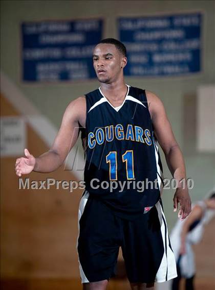 Thumbnail 1 in Campbell Hall vs. Newark Memorial (California Classic) photogallery.