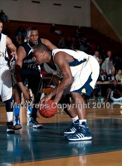 Thumbnail 1 in Campbell Hall vs. Newark Memorial (California Classic) photogallery.